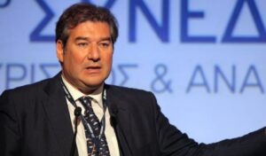 Karahalios launches “The Wave” platform for political change