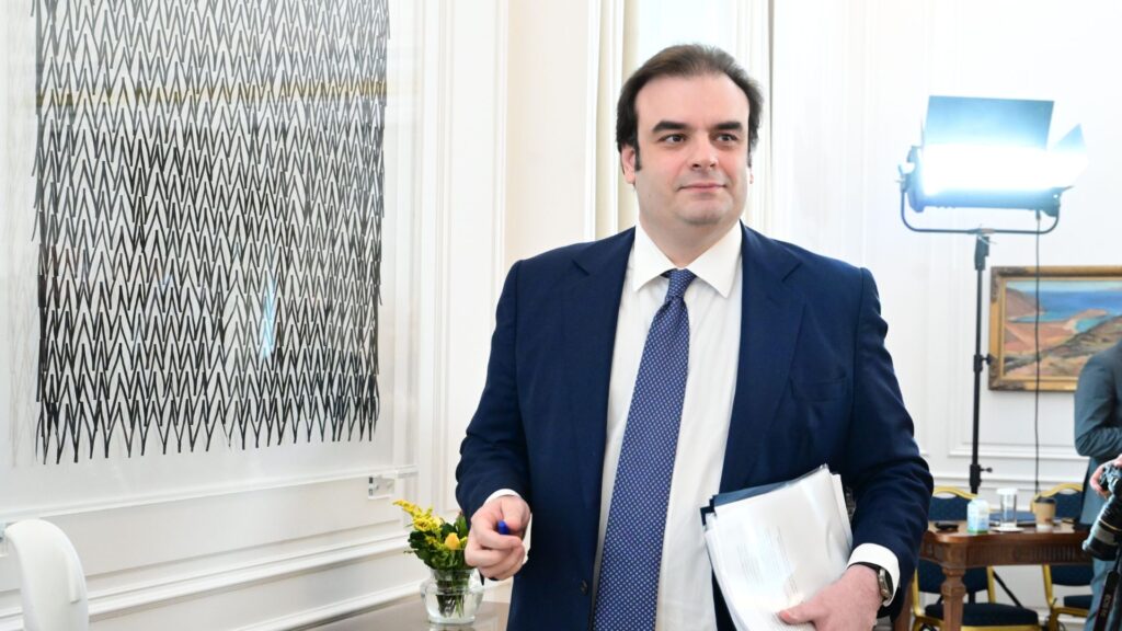 Greece’s multi-year fiscal plan: wages, pensions and debt reduction through 2029