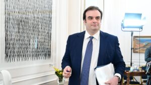 Greece’s multi-year fiscal plan: wages, pensions and debt reduction through 2029