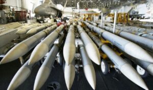 Who is preparing for war in Sweden? Crisis scenarios with king and government on battlefield