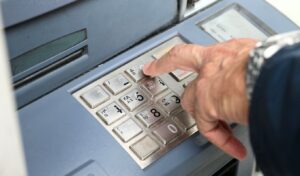 Greece welfare card lottery: 8,500 beneficiaries to win €1,000 each