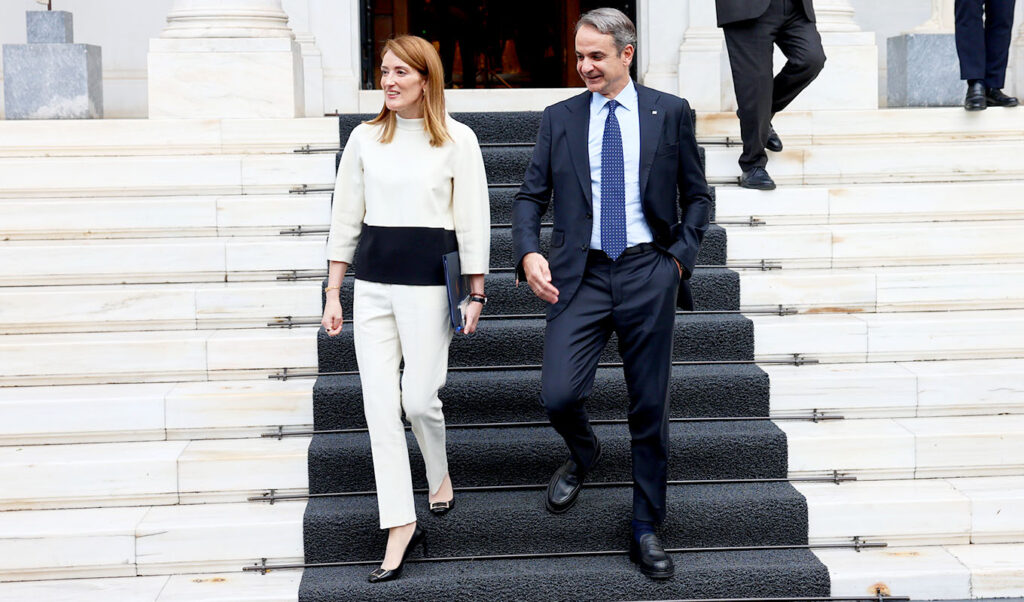 Mitsotakis and Metsola discuss youth political engagement at National Gallery