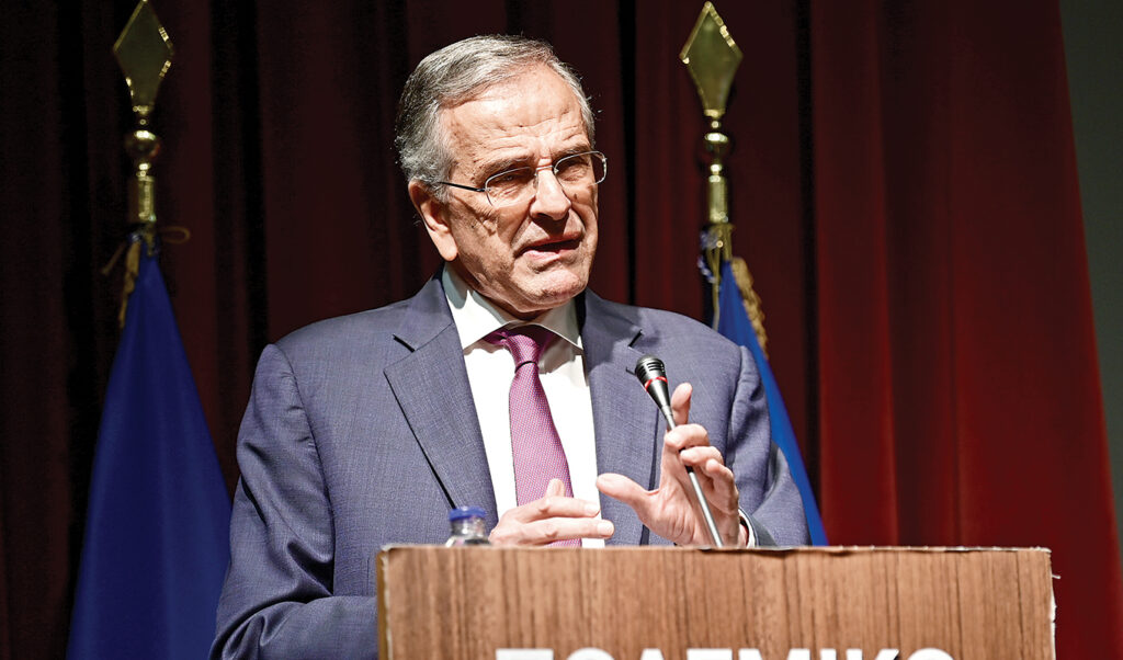 Samaras weighs new party: Support from allies and election timing