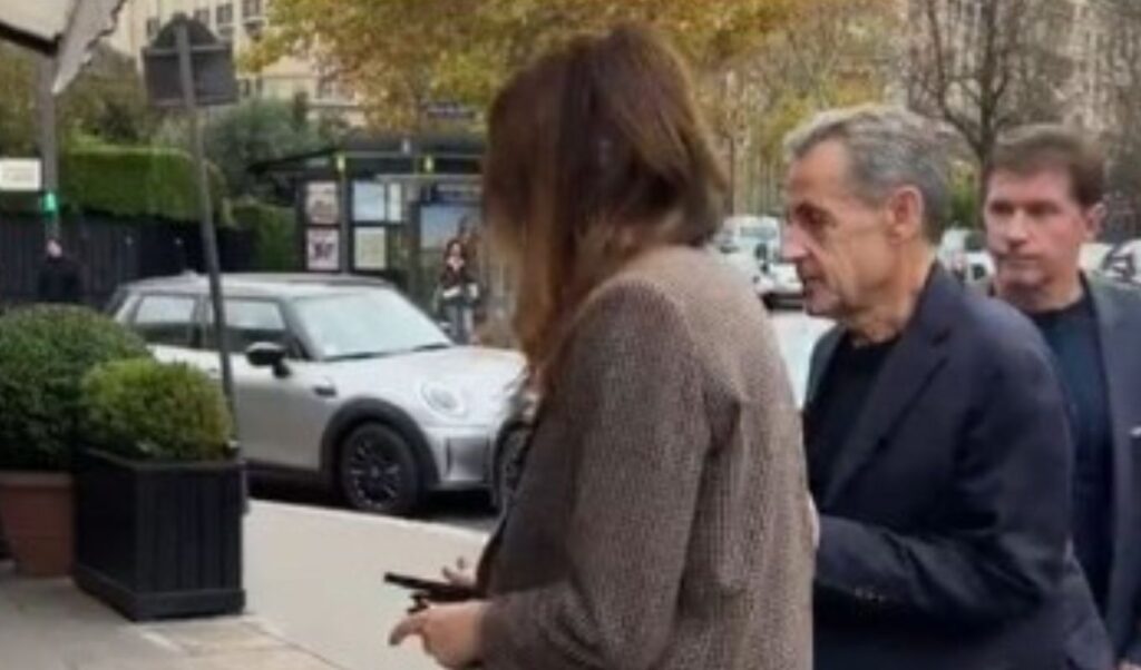 Nicolas Sarkozy spotted dining in Paris with Carla Bruni after release