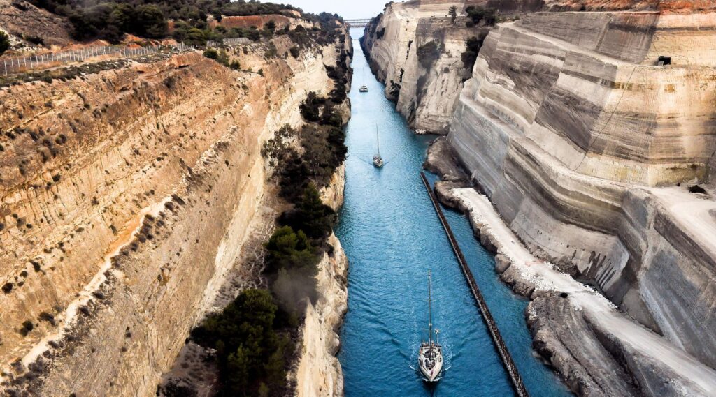 Mystery in Corinth: Man’s body found floating in canal waters