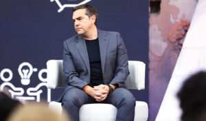 Psycharis responds to Tsipras: SYRIZA sought favors from my father