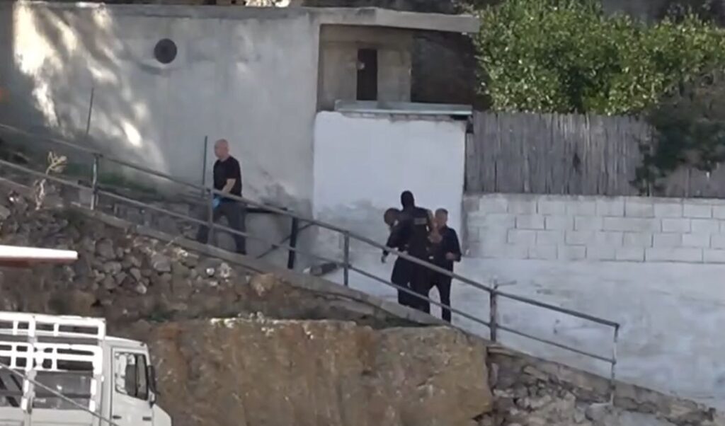 Greek FBI conducts door-to-door investigation in Heraklion village shooting