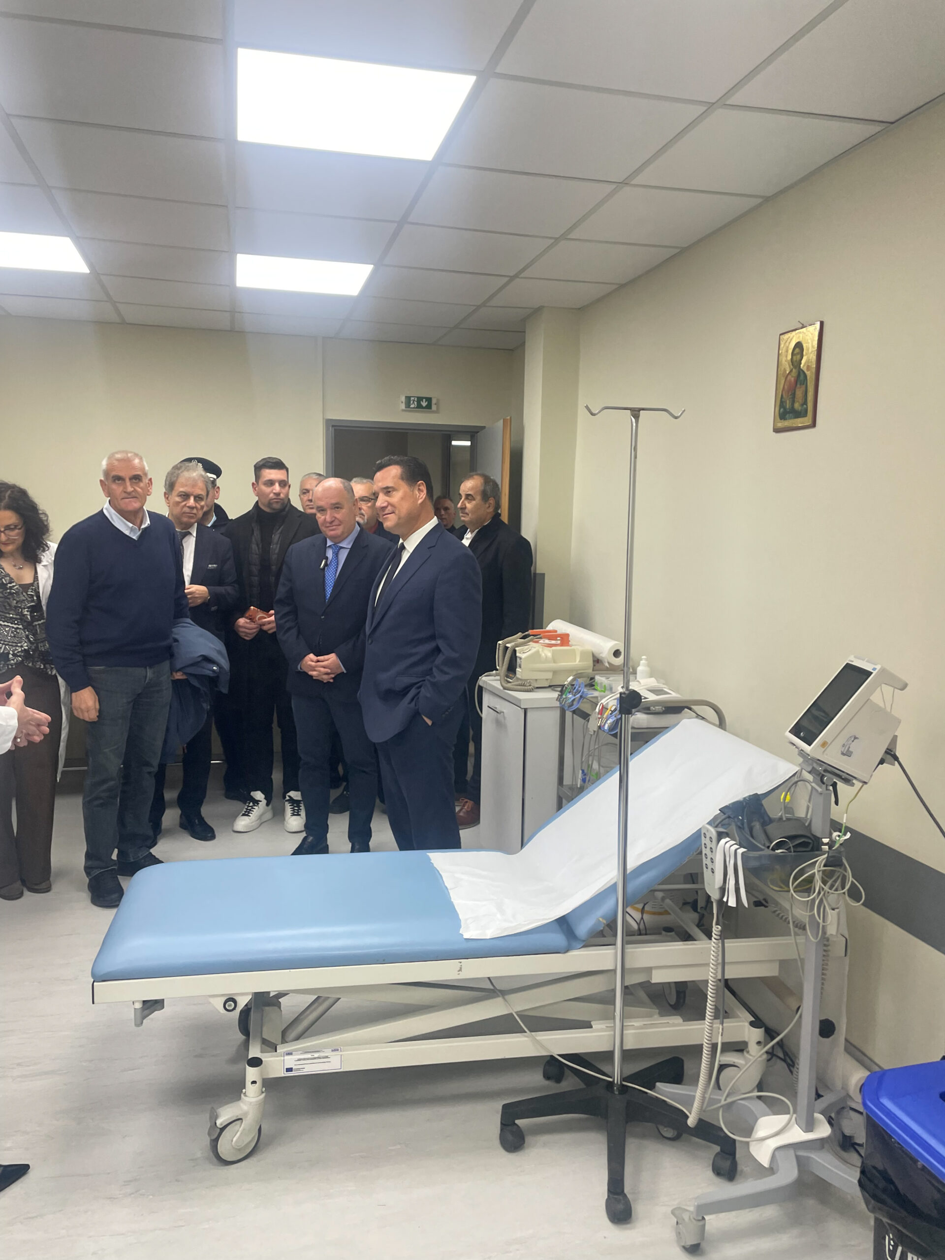 adonis-georgiadis-egkainia-kentro-igeias-amintaio__1_