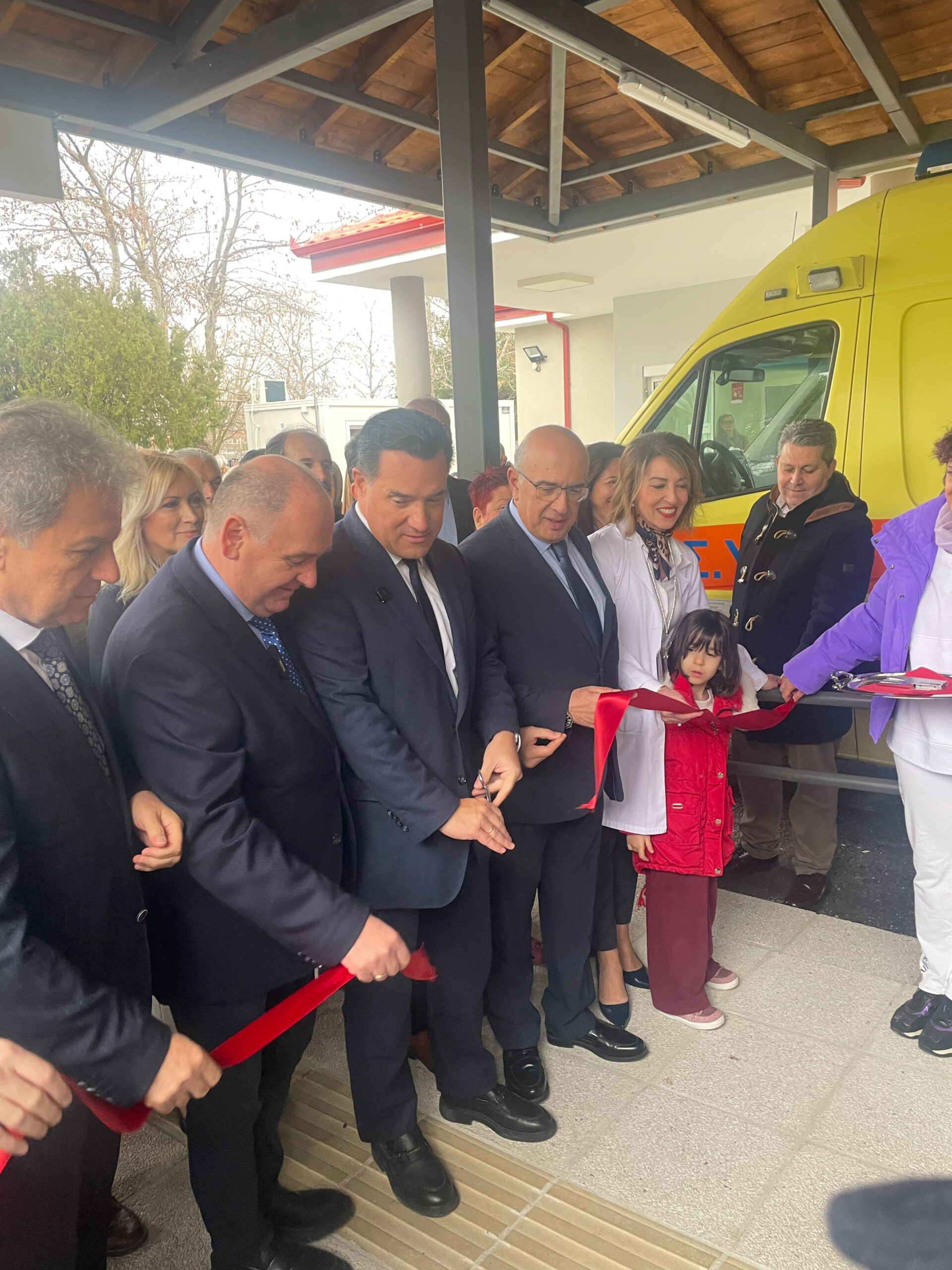 adonis-georgiadis-egkainia-kentro-igeias-amintaio__2_