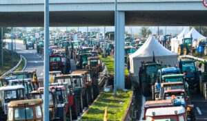 Farmer protests continue through Christmas with highway blockades
