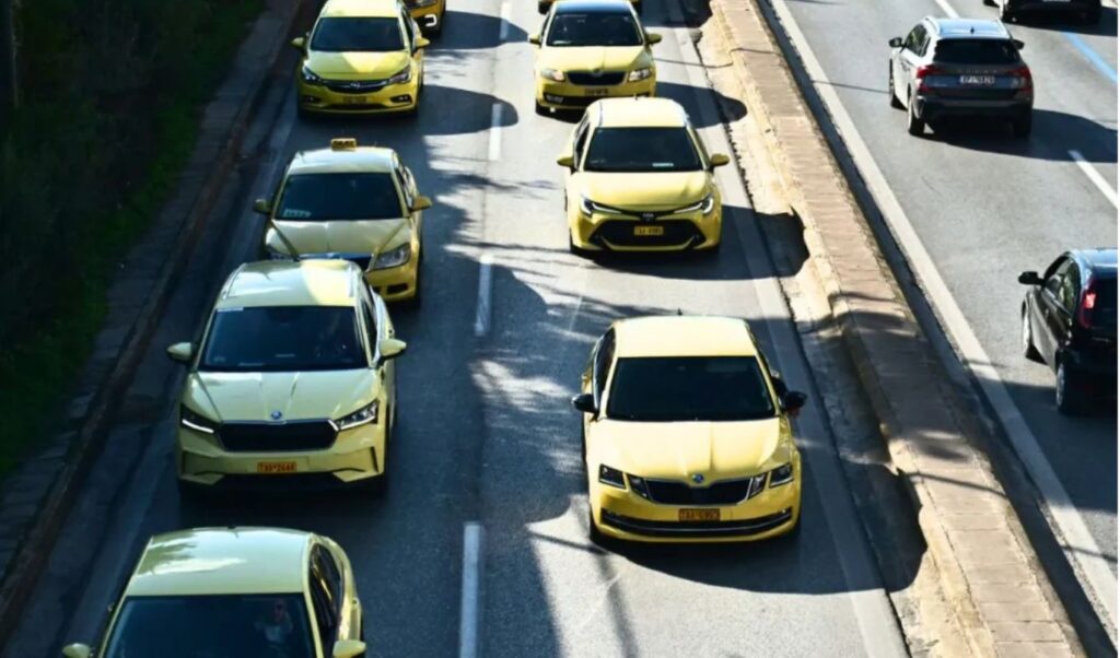 Taxi strike in Athens extended 24 hours amid new protest warnings