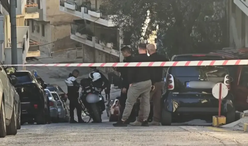 Shock in Athens: Man stabs wife and commits suicide