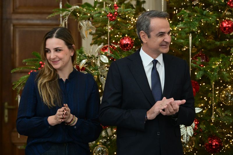 kalanta-protoxronias-se-mitsotaki__4_