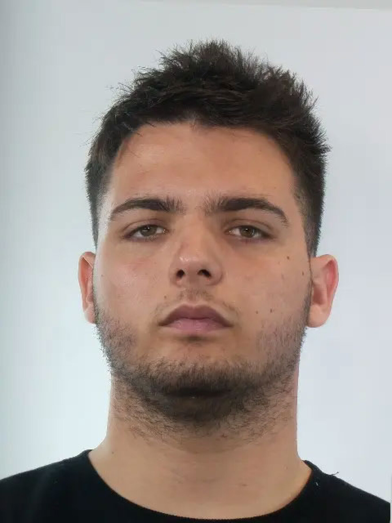 katigoroymenos-theios