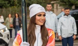 Kimberly Guilfoyle: “Privilege to run with Olympic flame beneath Acropolis”