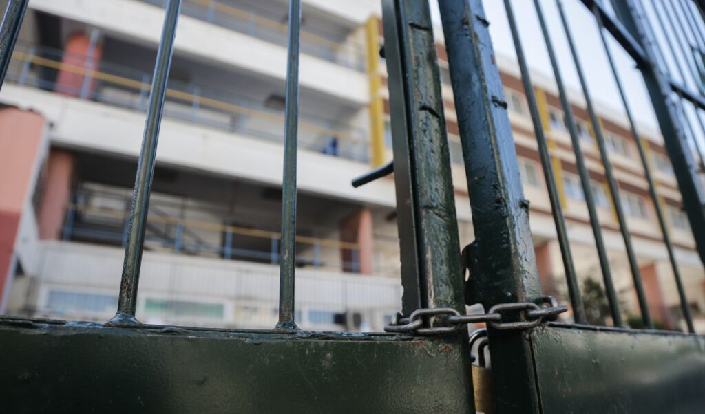 School drug ring busted: 12 suspects including 6 minors detained