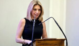 Tempi victims’ families react to Karystianou’s political moves