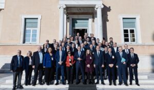Kyriakos Mitsotakis hosts new local party presidents at Parliament
