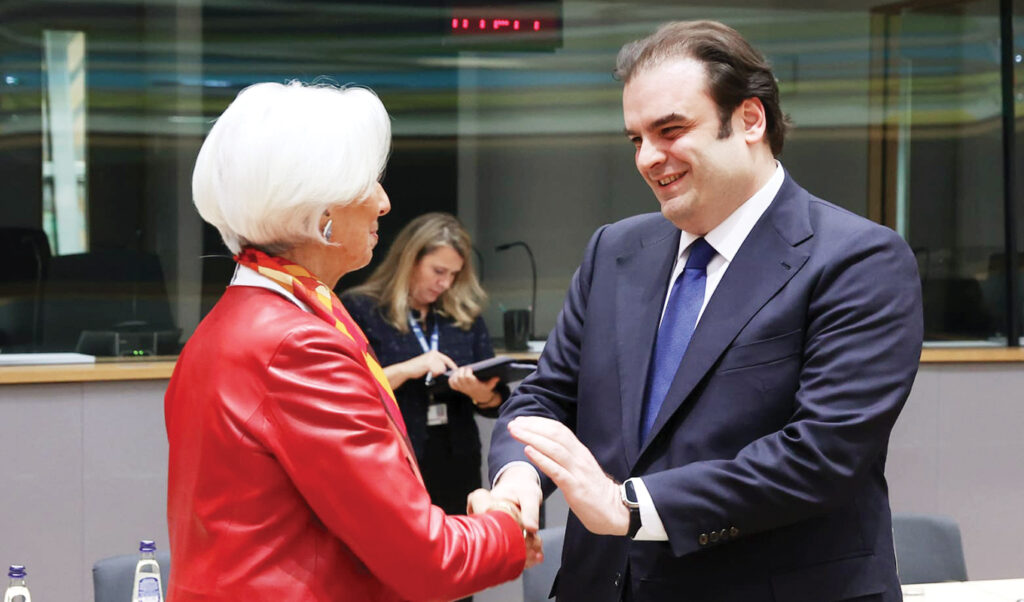 Kyriakos Pierrakakis receives dozens of political congratulations for Eurogroup triumph