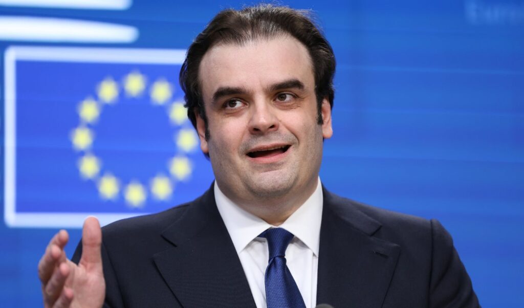 Kyriakos Pierrakakis: Behind the scenes of his election as Eurogroup president