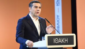Tsipras moves closer to new party: Why he now directly challenges PASOK