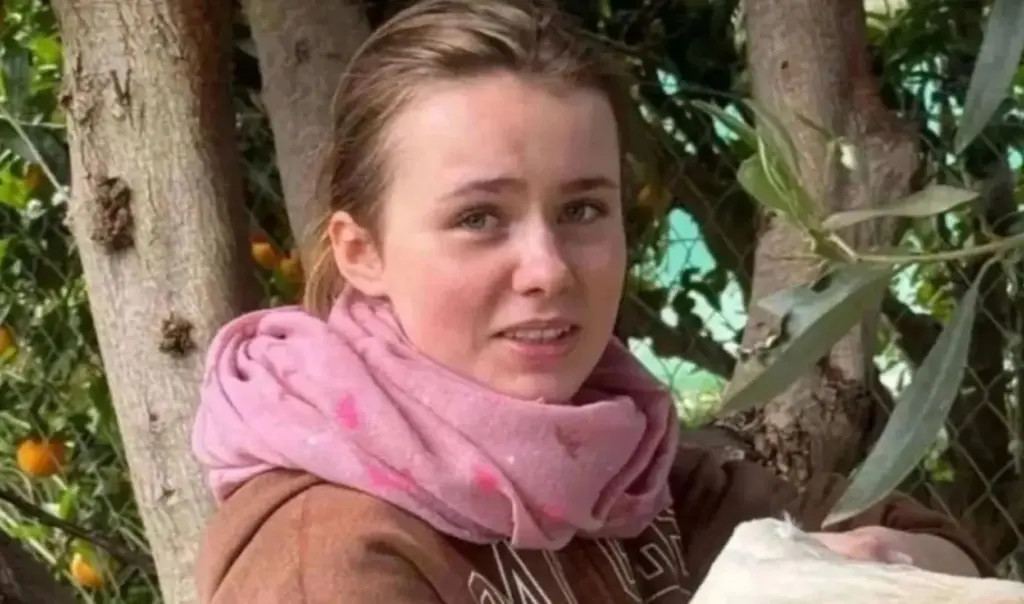 Missing teen from Greece reveals troubled family life, father’s strict control