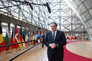 Pierrakakis chairs first Eurogroup meeting: “We must defend territorial sovereignty and international law”