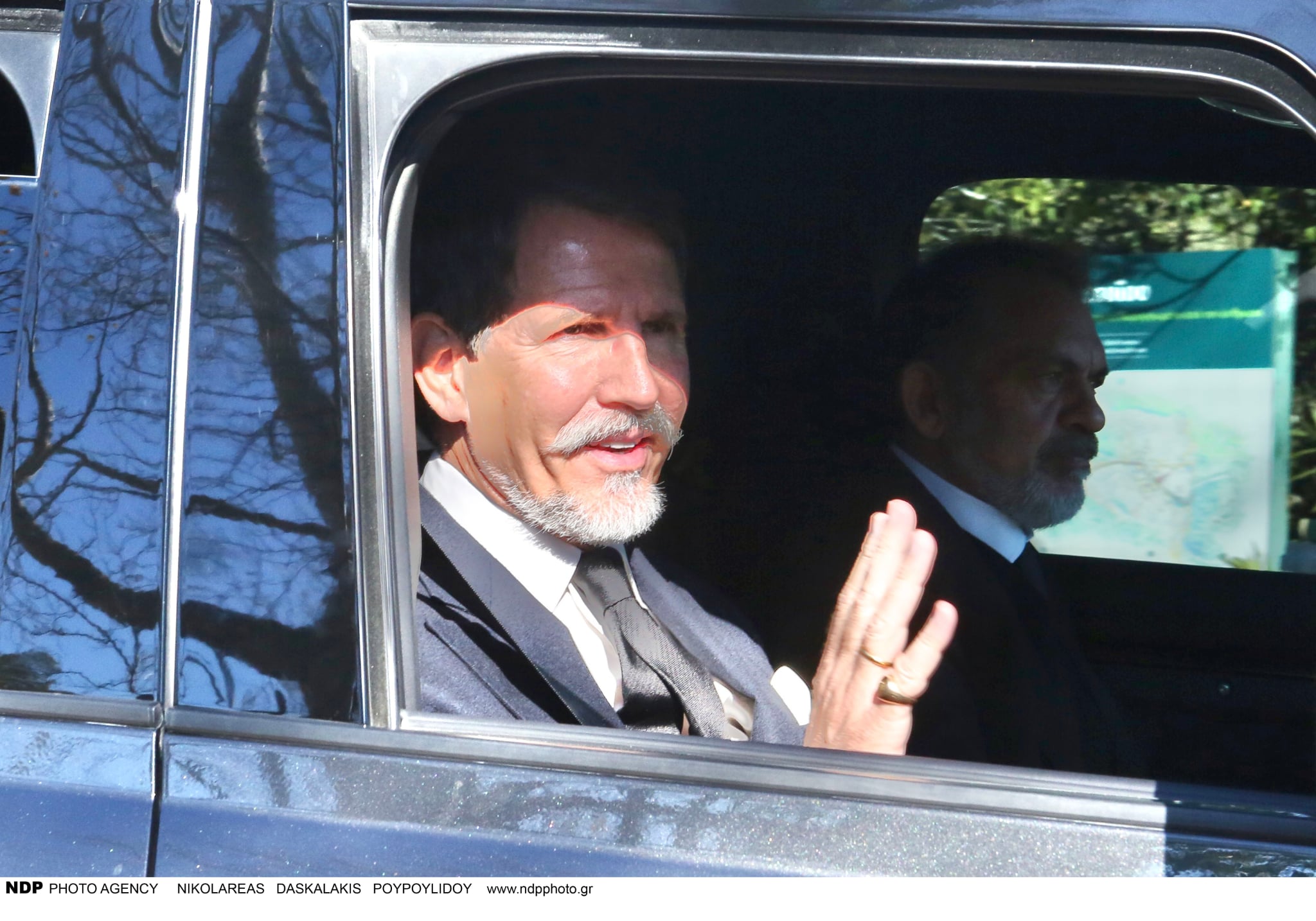 5f3240c0-06d4-428c-8eee-ad6ab77c8126