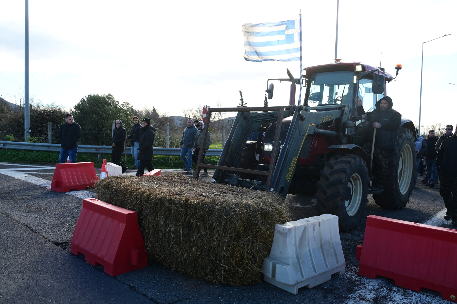 agrotes-mploka-kastro-boiotias_1_