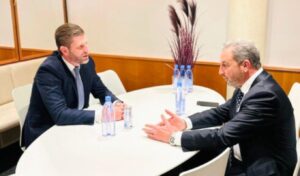 Alexandros Exarchou meets Eric Trump at Davos for investment talks