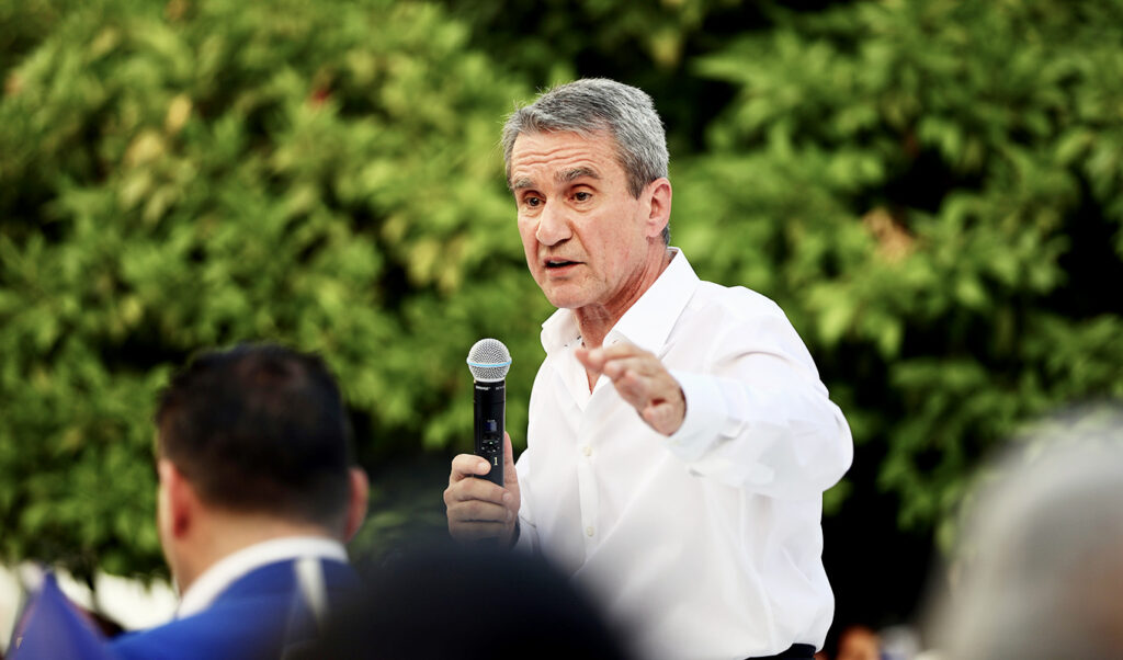 “Nikos Androulakis is unfit to be prime minister”: Andreas Loverdos speaks on Parapolitika 90.1 (Audio)