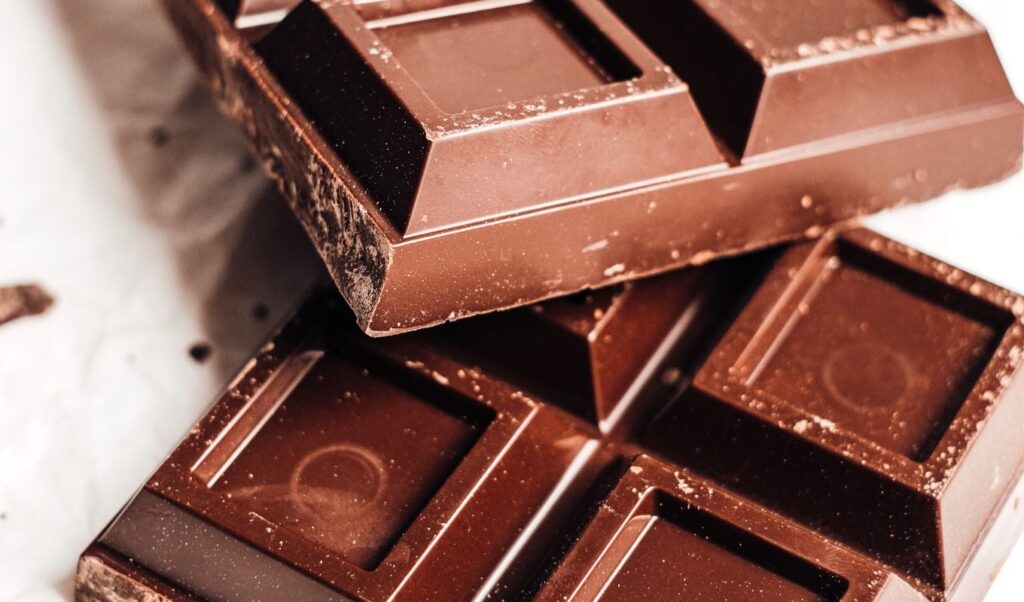 EFET recalls popular Milka chocolate over unlabeled allergen risk