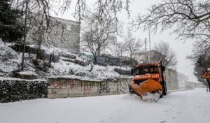 Greece under severe weather alert: 112 emergency activated, schools closed, five regions on red alert