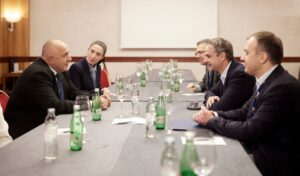 Mitsotakis on Vertical Corridor: “Strategic investment to move away from Russian gas”