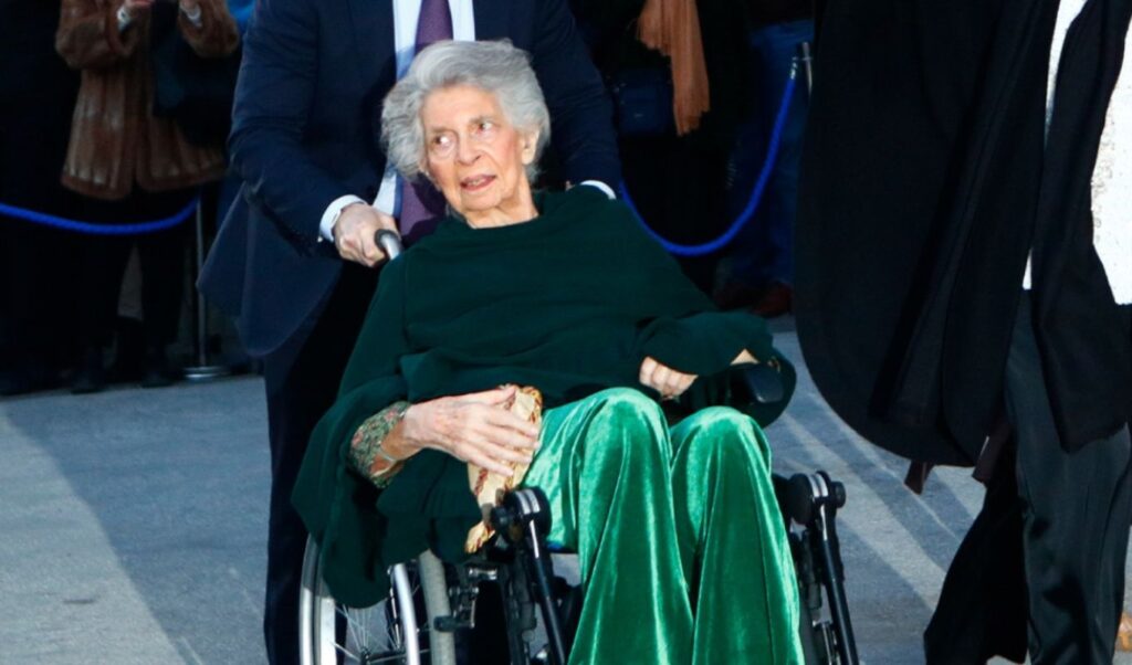 Princess Irene dies during brother Constantine’s memorial service