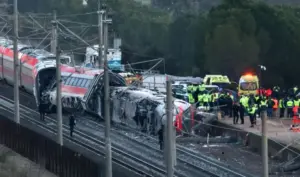 Spain train crash: Track crack occurred before derailment (Video)