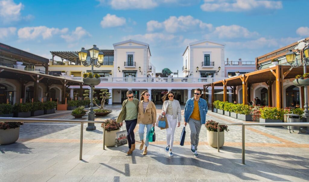 Exciting winter sales at Designer Outlet Athens: How long will the discounts last