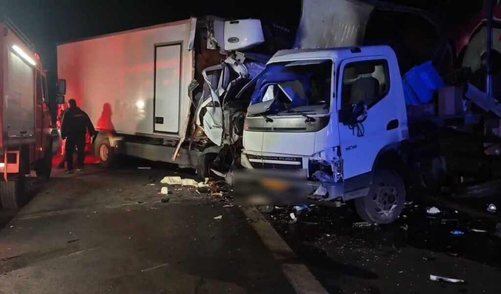 Serious crash involving two trucks on Kifissos avenue – Greece