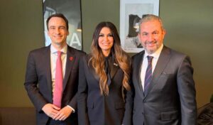 Exarchou meets Trump advisor with Guilfoyle at Davos summit