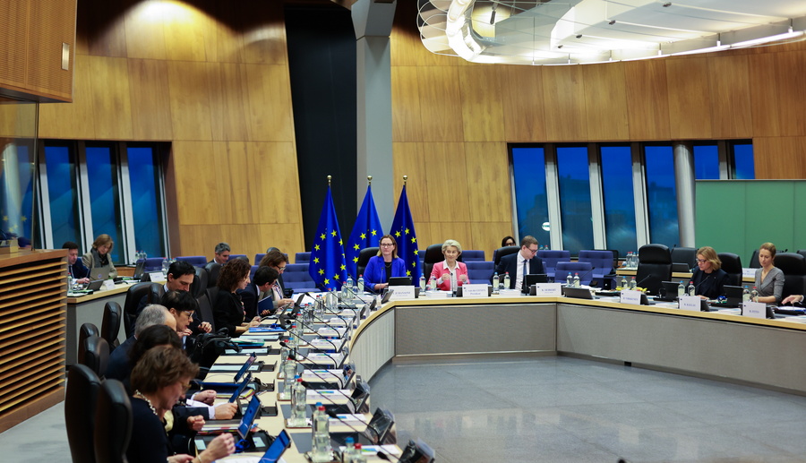 von-der-leyen-oukrania4