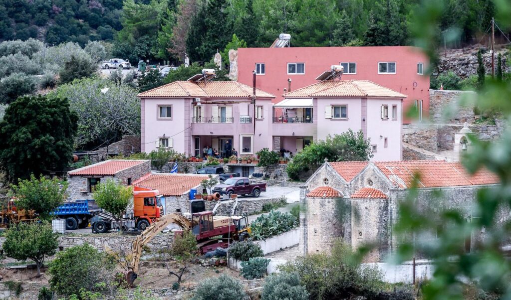 Vorizia: Parents of Fanouris Kargakis face prosecutor after sister of victim files lawsuit