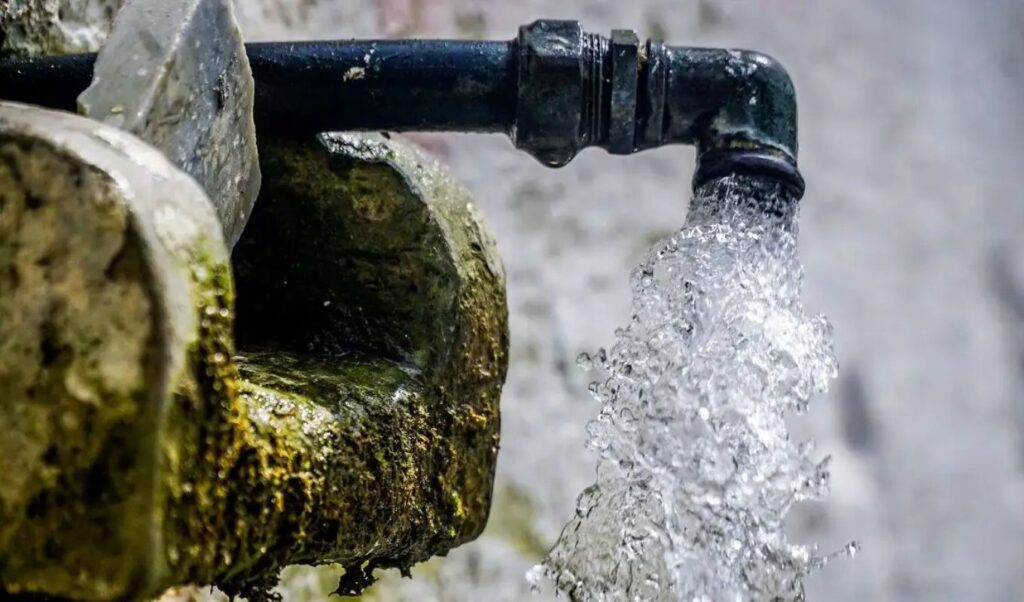 Aegina water crisis: Island declared emergency as water unsafe