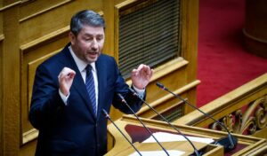 Androulakis sends clear message to critics: Party elections are over