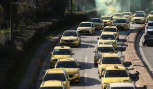 Athens taxi strike: Three-day work stoppage paralyzes Attica
