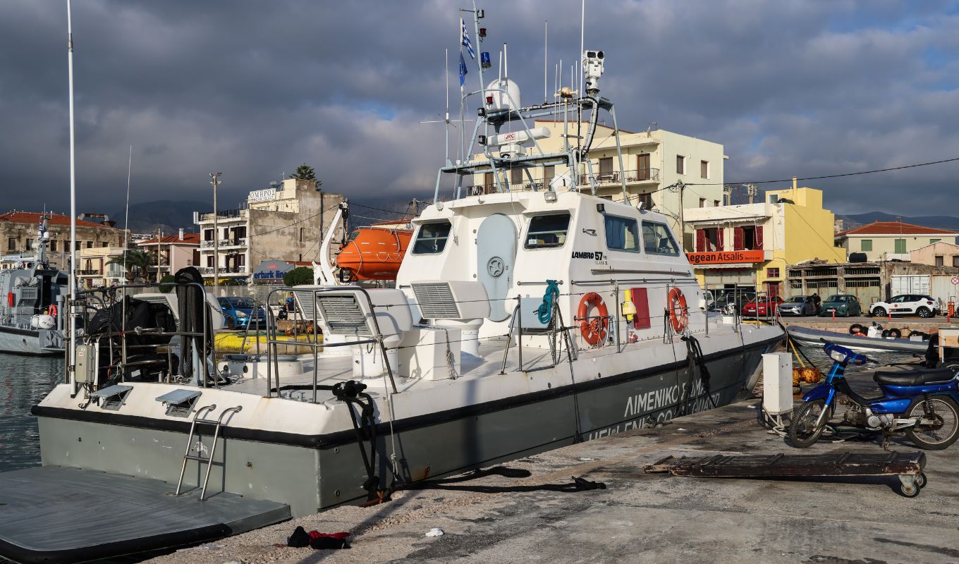 Chios tragedy: Second day of search operations continues, shocking testimonies - "Many bodies inside a boat, deformed faces" (Images & Video)