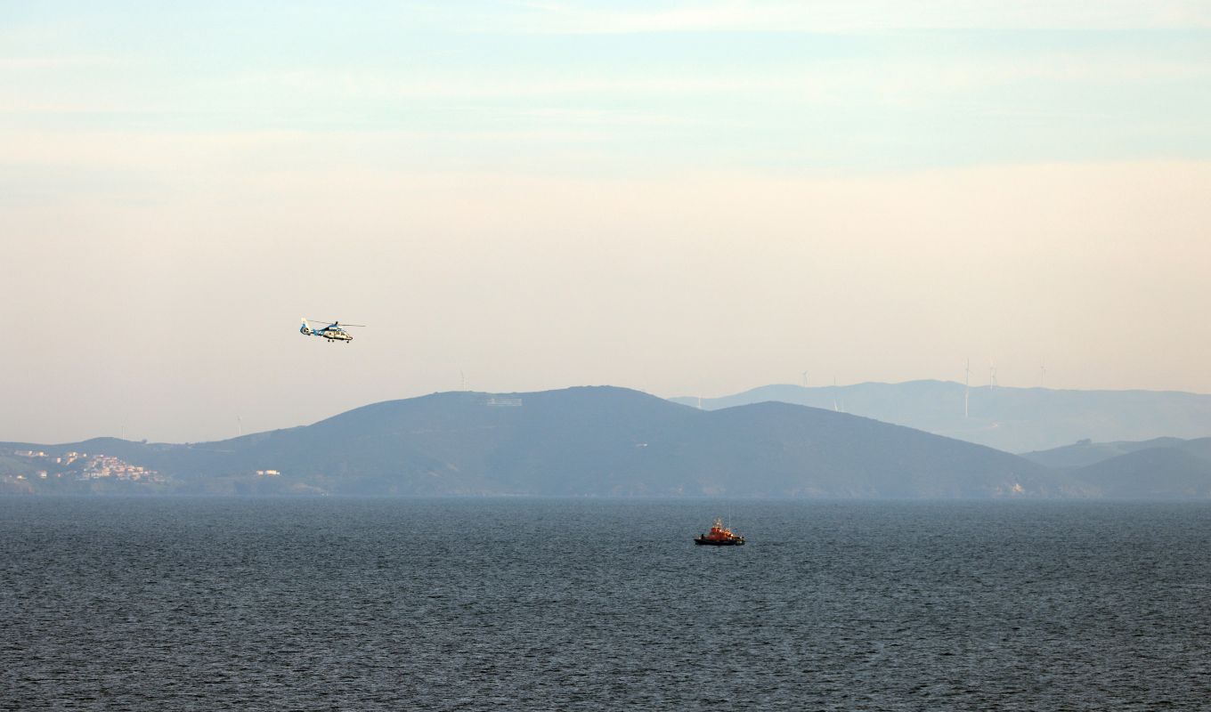 Chios tragedy: Second day of search operations continues, shocking testimonies - "Many bodies inside a boat, deformed faces" (Images & Video)