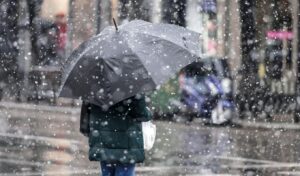 March weather forecast: Cold start expected before temperatures rise