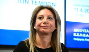 Polling setback for Karystianou: New party dilemma revealed