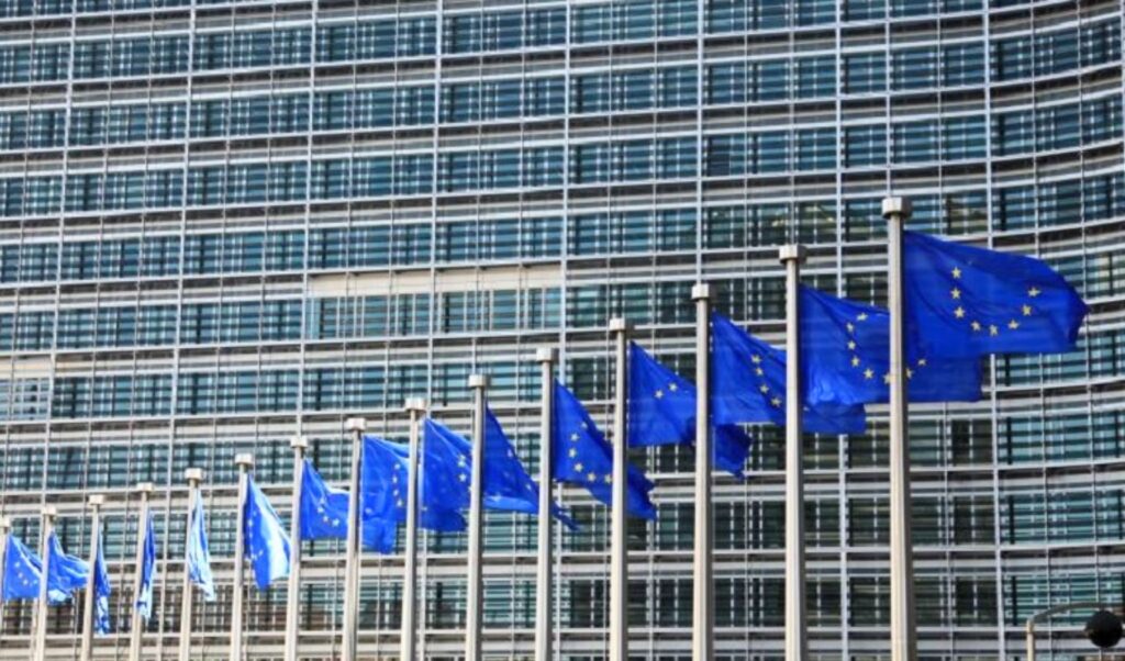 Commission approves Greek €400 million package for strategic clean technology investments