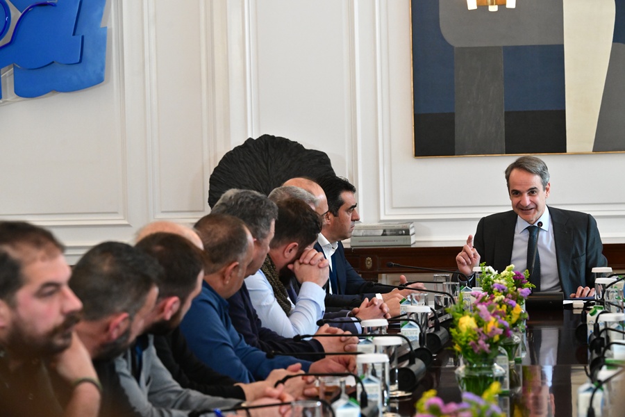 mitsotakis-me-kthnotrofous6846213